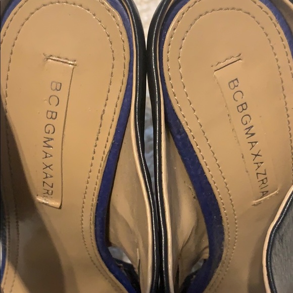 BCBG MaxAzria All Leather Royal Blue/Black Heels 7 - Picture 2 of 4